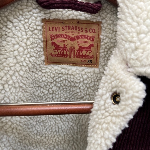 Levi's 90s Sherpa Corduroy Jacket - Picture 2 of 2